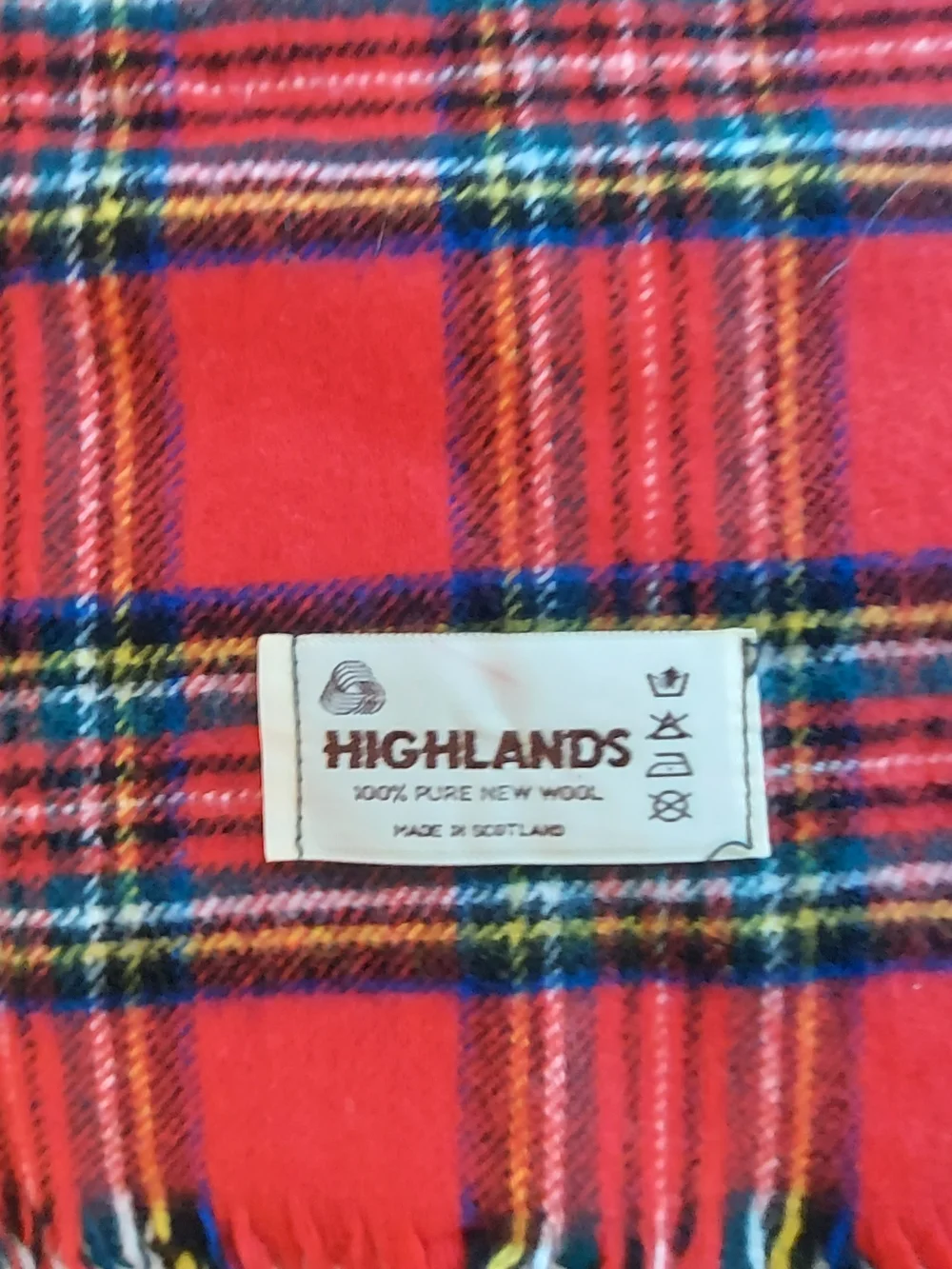 Vintage Highlands Scottish Tartan Scarf 100% Pure New Wool Red Plaid